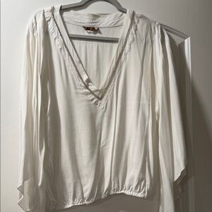 Elegant KHUSH White V-Neck Women's Top